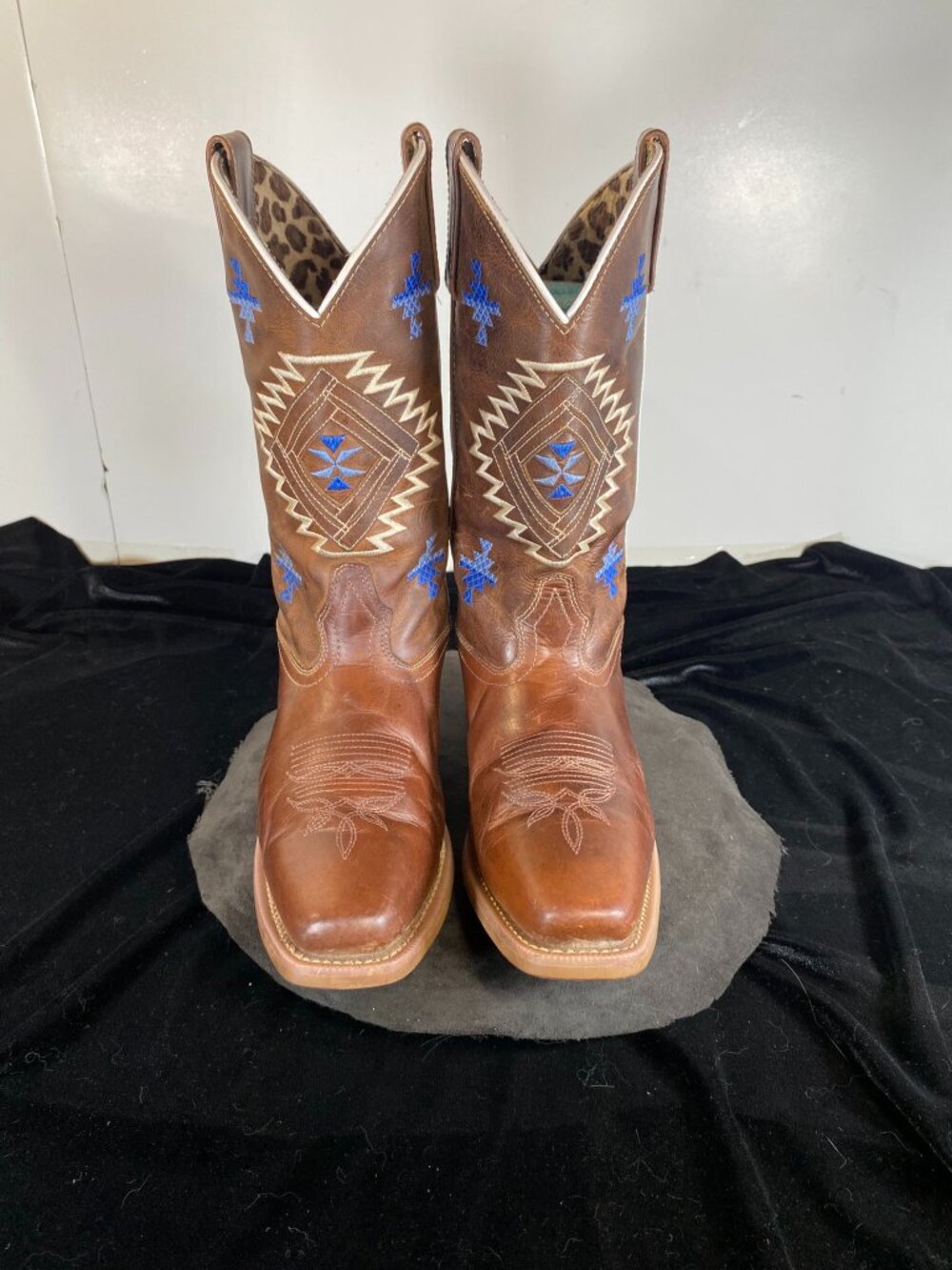 Women's Laredo 8M Brown Leather Cowboy Boots, with Southwest Decorative Flair, 1